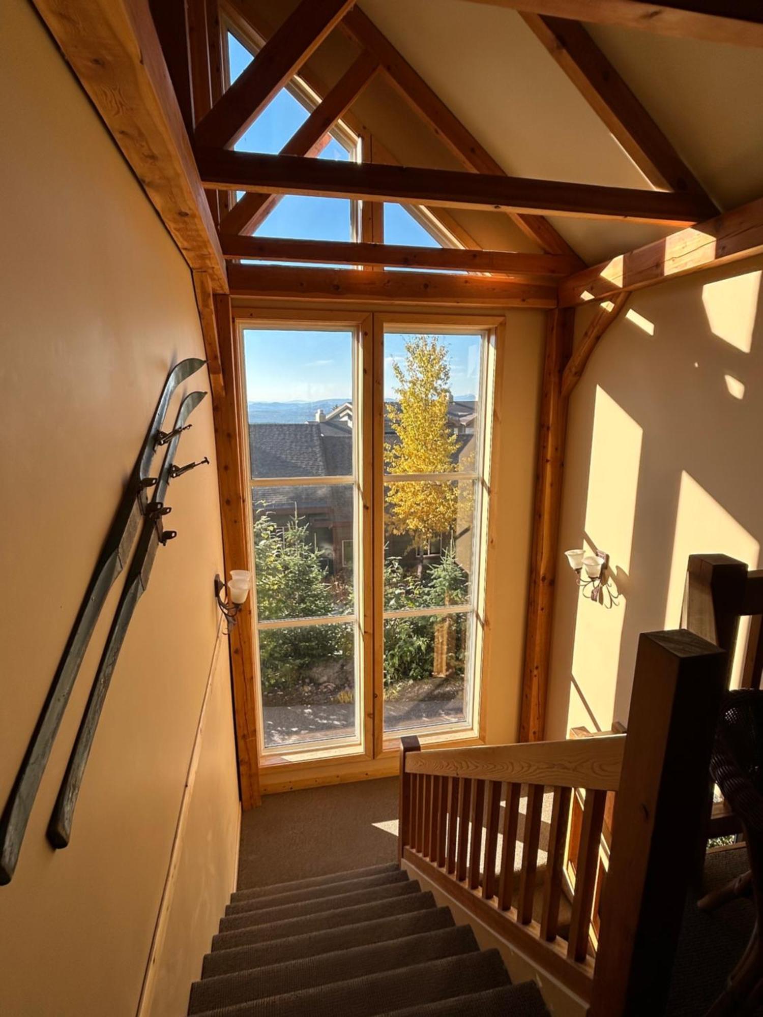 3 Bedroom 3 Bath Ski In Ski Out With Private Hot Tub Big White Ski Resort Екстер'єр фото